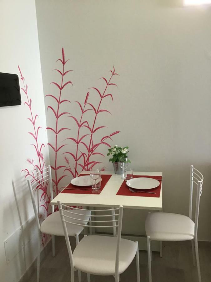 Appartamento Rubino - Lovely Little Flat 3 Minutes From Golf Club 5 Minutes From Lake Soiano Del Lago Zewnętrze zdjęcie