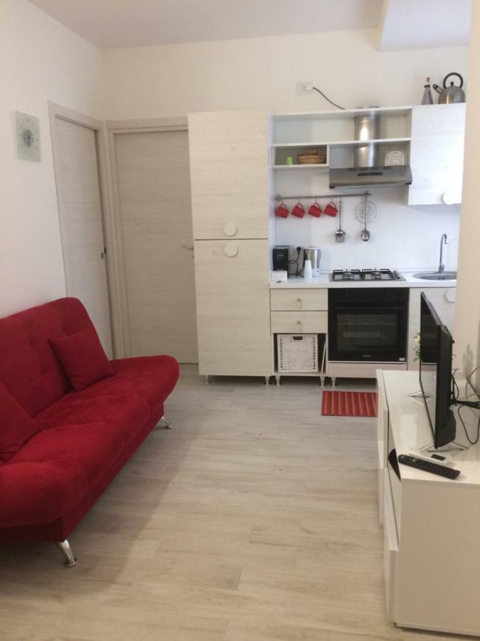 Appartamento Rubino - Lovely Little Flat 3 Minutes From Golf Club 5 Minutes From Lake Soiano Del Lago Zewnętrze zdjęcie